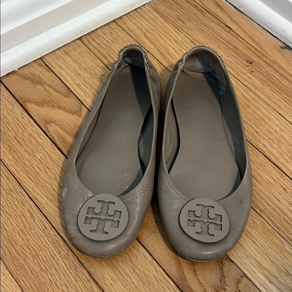 Tory Burch Women's Taupe Ballet Flats